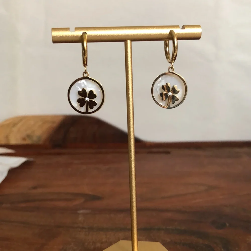 New gold-plated titanium steel four-leaf clover drop earrings women’s jewelry